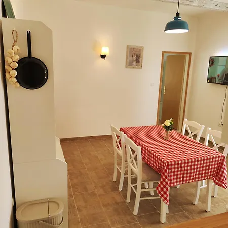 Salt Appartement